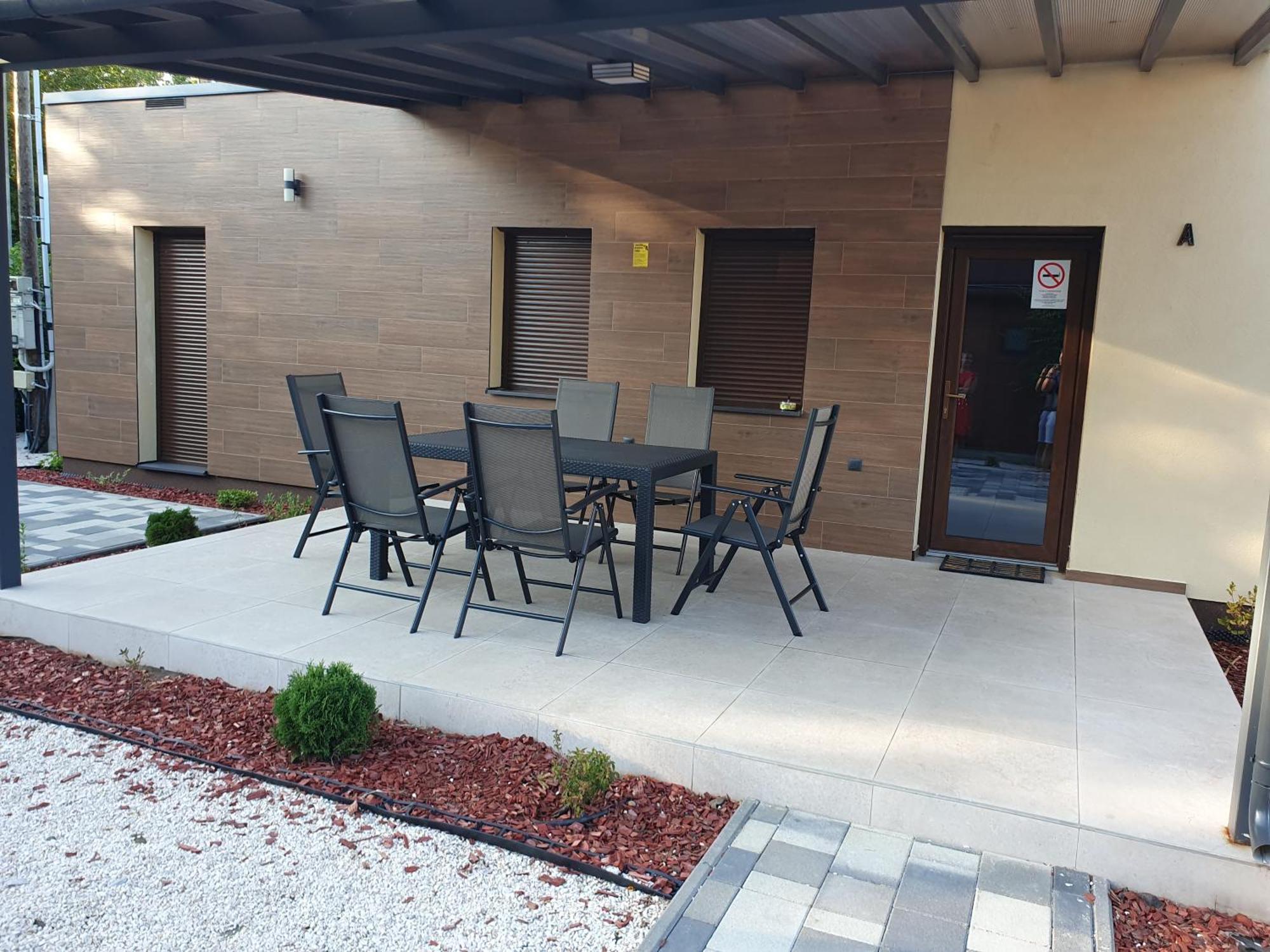H&H Apartments Poroszló Εξωτερικό φωτογραφία