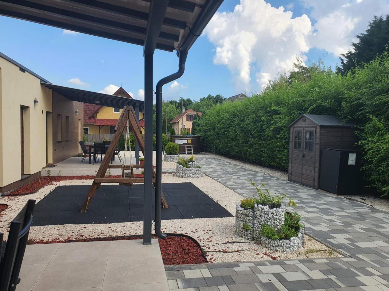 H&H Apartments Poroszló Εξωτερικό φωτογραφία